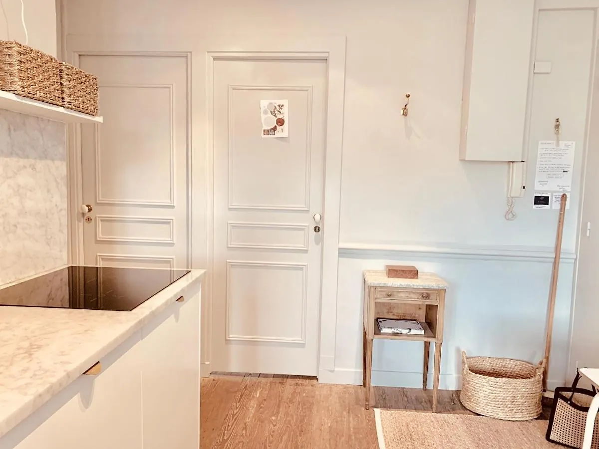Classic Appartement Cannes Apartment
